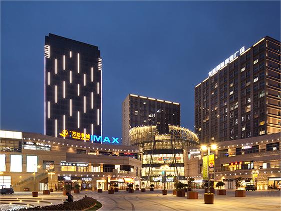 萬(wàn)達(dá)廣場(chǎng)