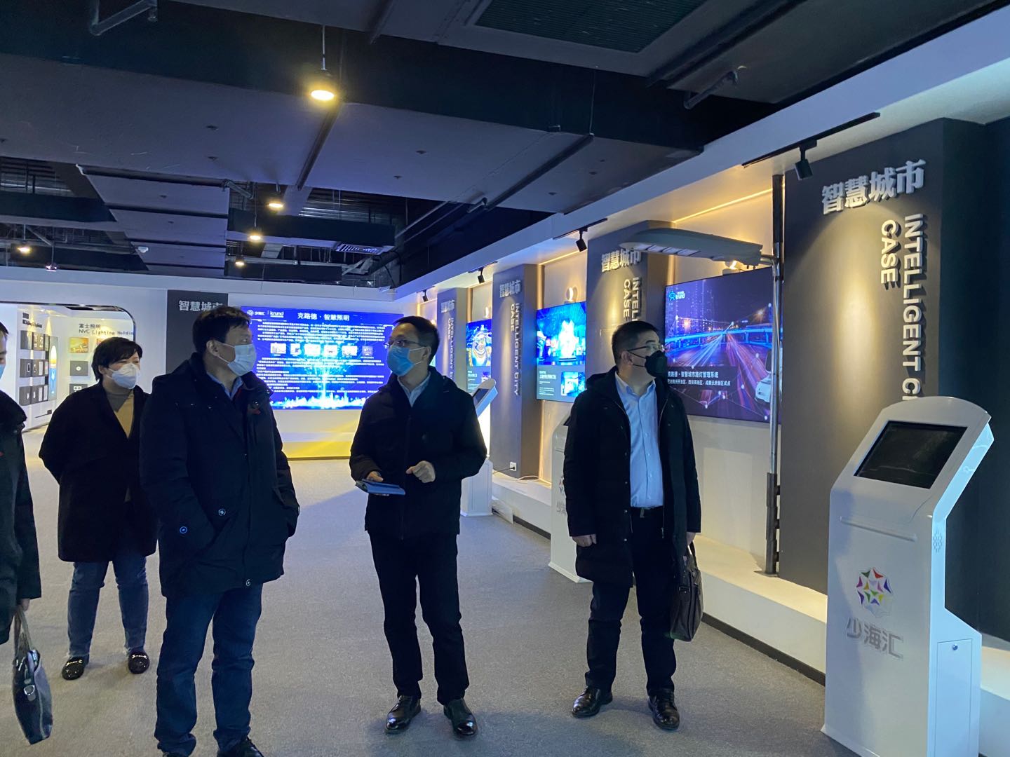 萊鋼集團來訪海驪，探討鋼結構建筑、裝配式內(nèi)裝融合新發(fā)展