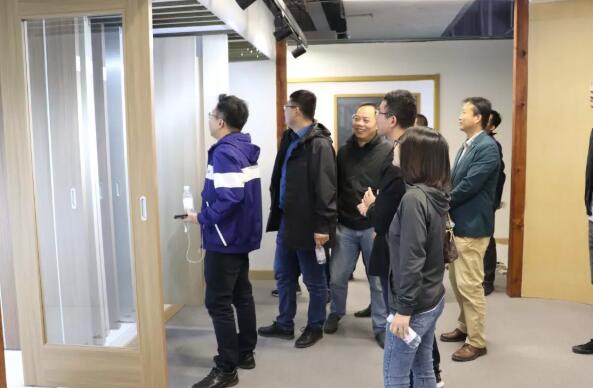 融創(chuàng)華中區(qū)域客人訪問海驪總部，推進多元化住居合作!